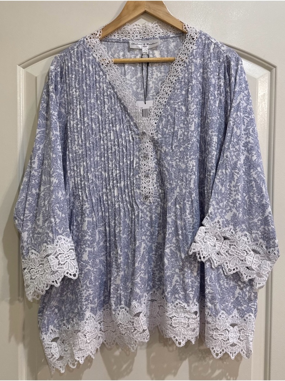 Chelsea & Theodore Light Blue Floral Lace-Trim Tunic Blouse